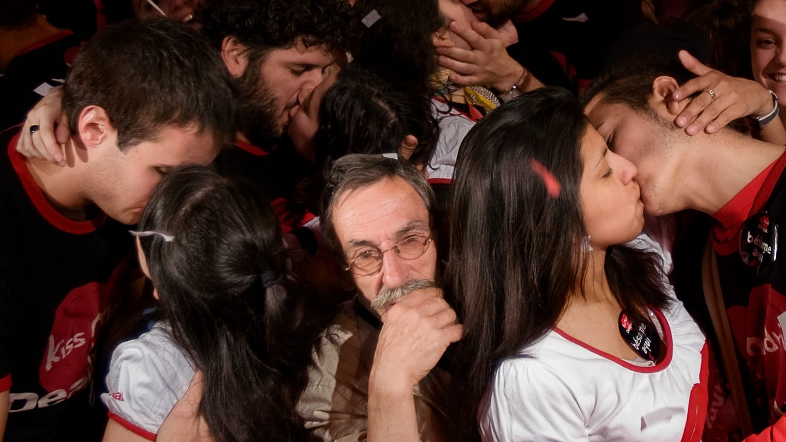 فعالية للتقبيل الجامعي في العاصمة الإسبانية مدريد عام 2008.