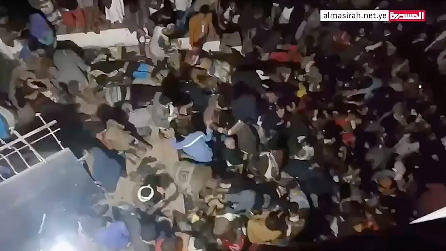 Tömeg a tragédia helyszínén