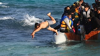 صورة من الارشيف