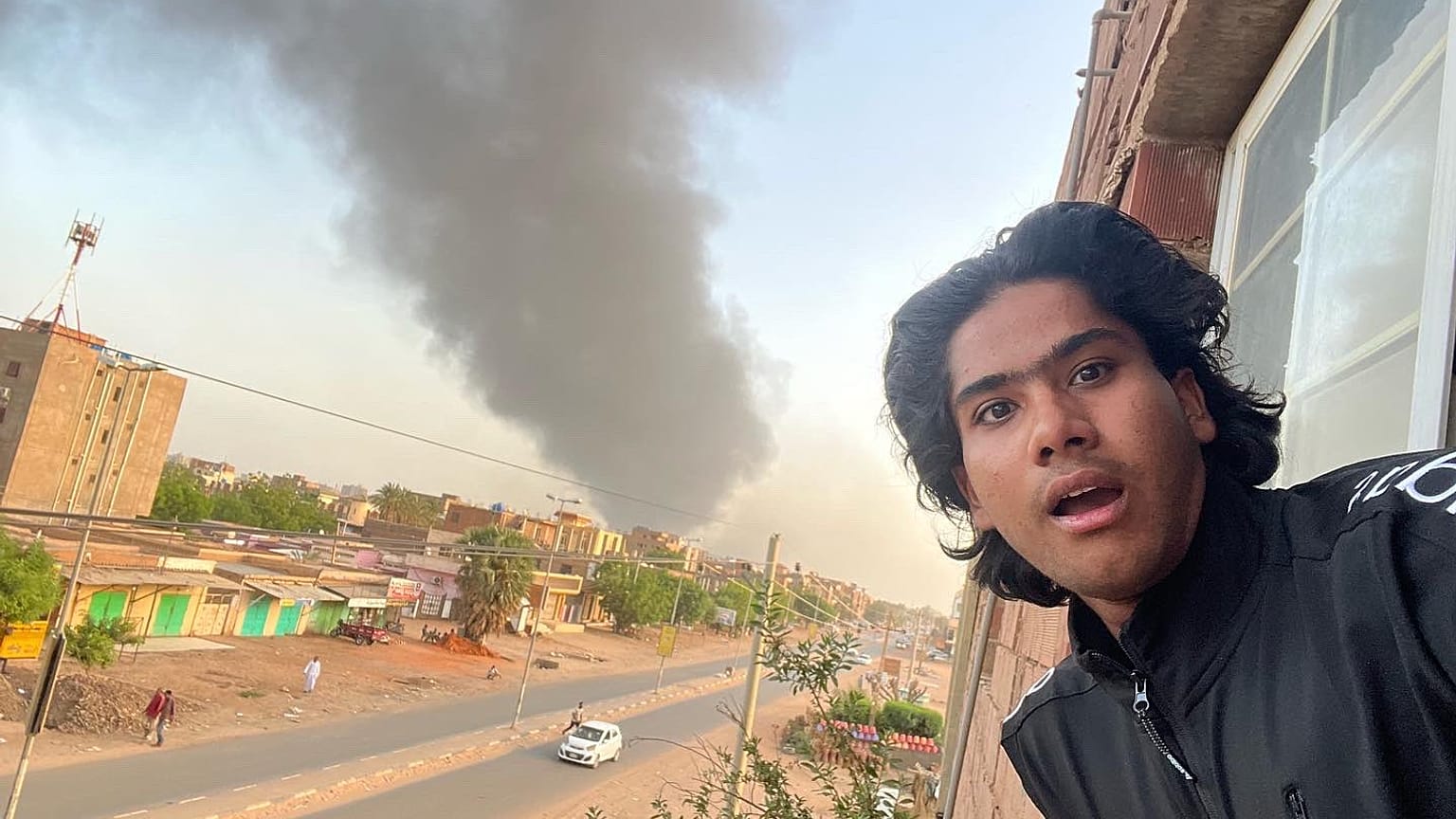 مهين إس من شرفة المنزل الذي يقيم فيه في العاصمة السودانية الخرطوم 