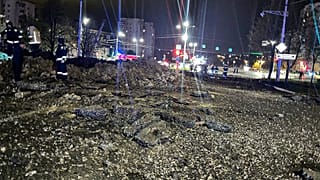 Cratère de l'explosion dans une de Belgorod, le 20 avril 2022