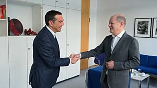Ο Πρόεδρος του ΣΥΡΙΖΑ Προοδευτική Συμμαχία, Αλέξης Τσίπρας συναντάται με τον Καγκελάριο της Γερμανίας, Όλαφ Σολτς, στα κεντρικά γραφεία του SPD 