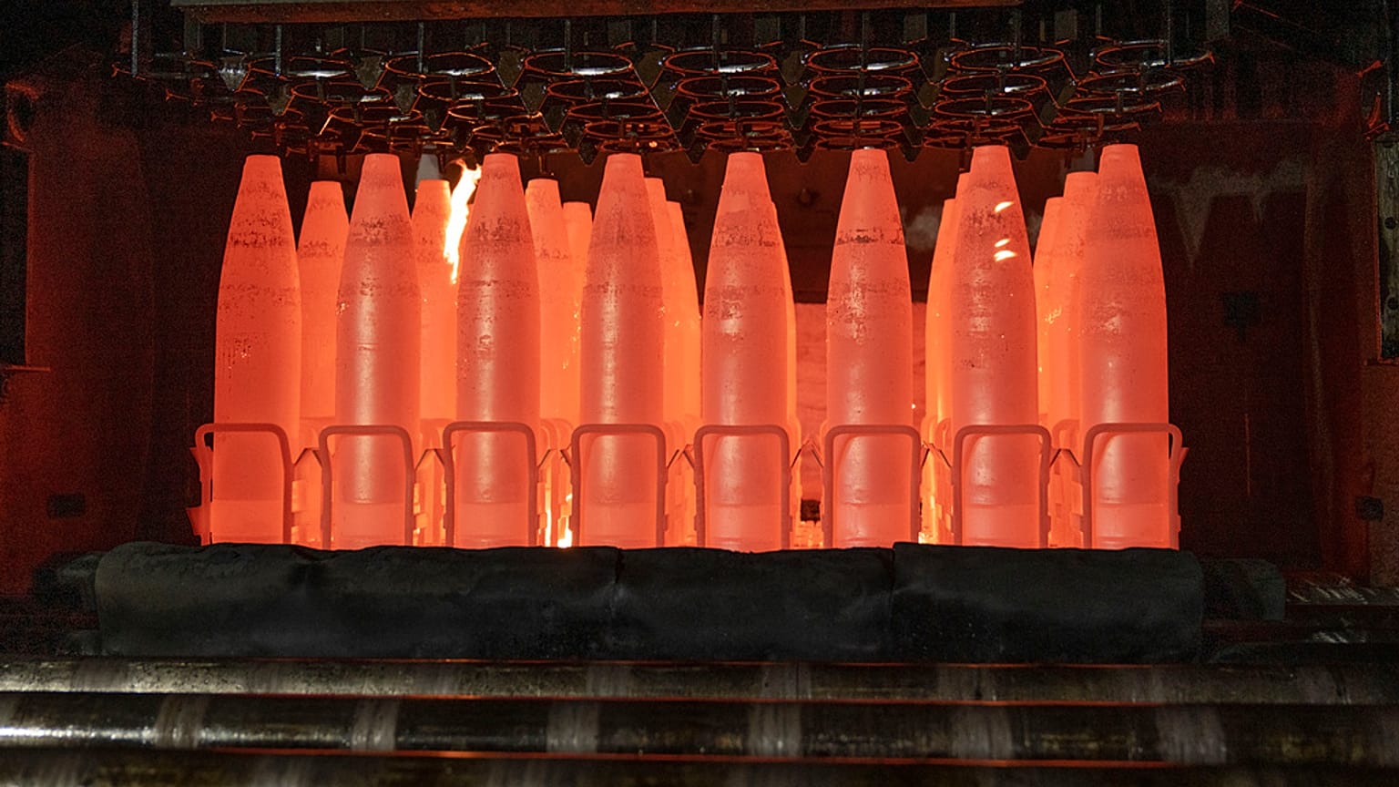 AB, 500 milyon euroluk 'savaş ekonomisi' planı ile Ukrayna'ya cephane sağlayacak