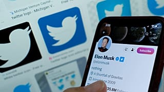 Twitter, abonelik ücreti ödemeyen birçok ünlünün 'mavi tikini' geri verdi