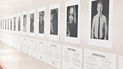 Exposition de diplômes non délivrés "Unissued Diplomas" à l'université LUT de Lappeenranta en Finlande.