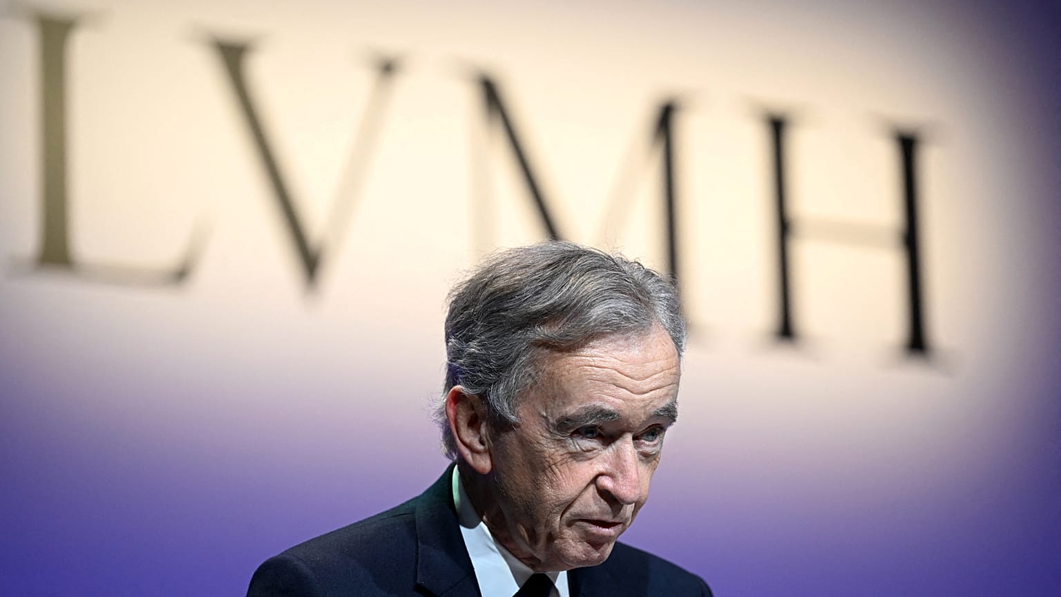  LVMH head Bernard Arnault presents the group's annual results 2022 in Paris on January 26, 2023.