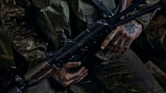 Soldat der Ukraine im Einsatz in der Region Donezk