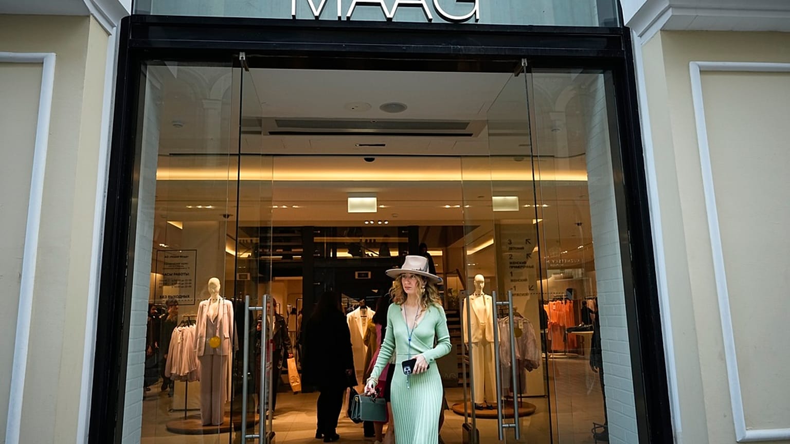 Depois da invasão da Ucrânia, o grupo Inditex fechou as 502 lojas que tinha na Rússia e suspendeu as vendas online no país.