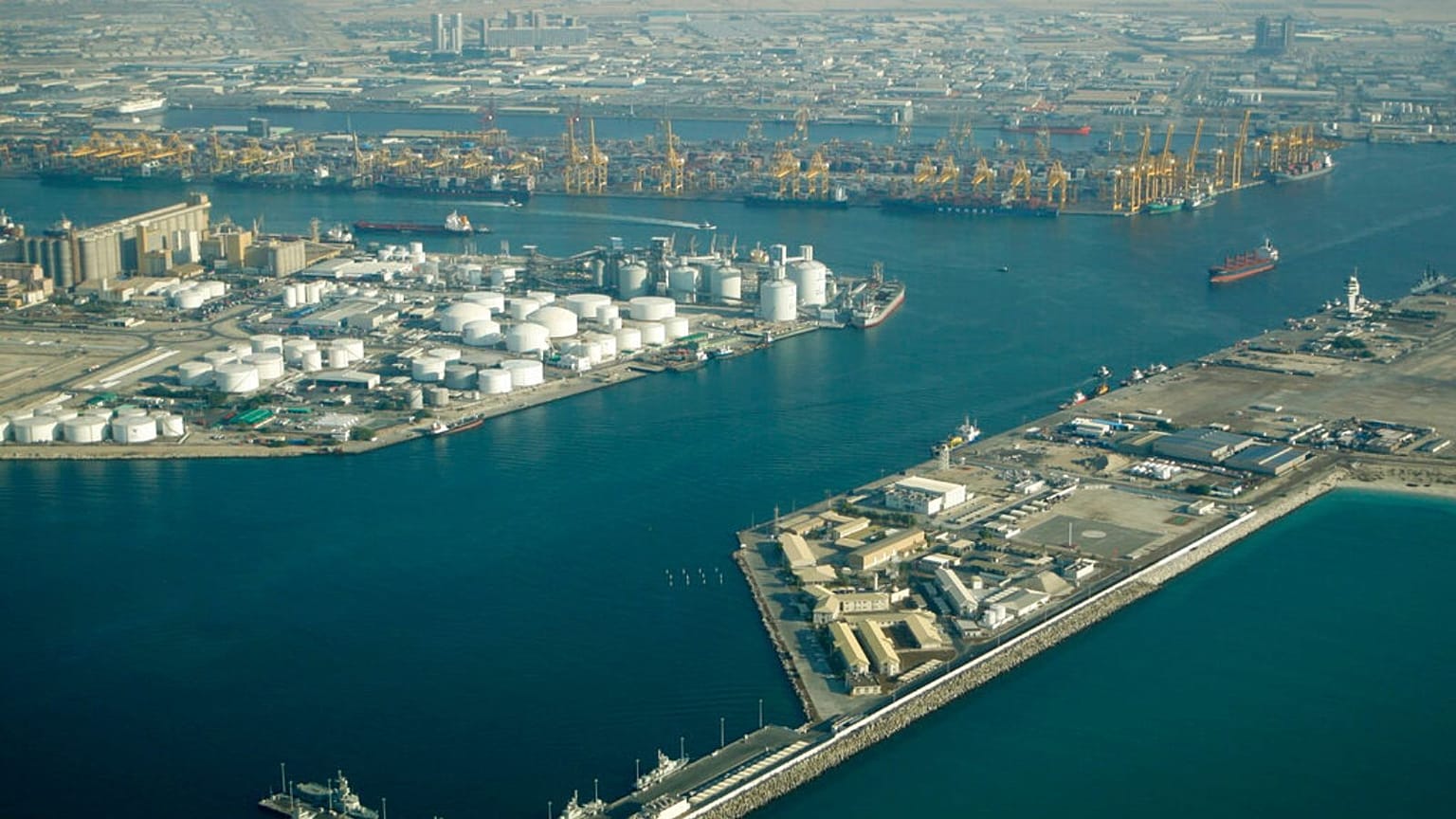 Emirates DP World