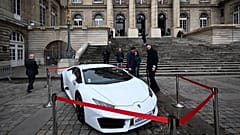 Açık artırmayla satışa sunulan Lamborghini