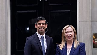 Le PM britannique, Rishi Sunak et son homologue italienne, Giorgia Meloni, le 27 avril 2023, Londres