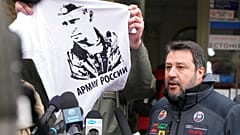 İtalyan lider Salvini'nin partisinin Rusya'dan rüşvet aldığı yönündeki soruşturma düşürüldü