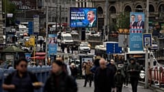 İstanbul'da Erdoğan ve Kılıçdaroğlu'nun seçim vaatleri bilboardlarda