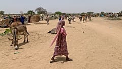 Des réfugiés fuyant le conflit au Soudan dans le village de Koufroun, près de la frontière avec le Soudan, au Tchad le jeudi 27 avril 2023.