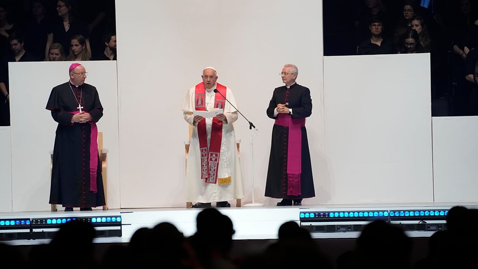 Papst in Budapest