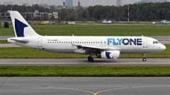 FlyOne uçağı