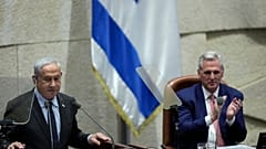 رئيس مجلس النواب الأمريكي كيفين مكارتي يصل إلى البرلمان الإسرائيلي لعقد اجتماعات مع نظيره الإسرائيلي. 2023/04/30