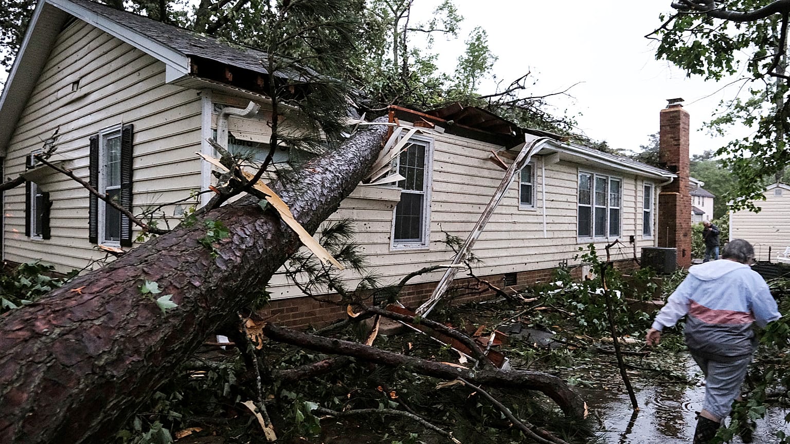 Virginia Beach declares state of emergency after tornado strikes area, 30 April, 2023. 