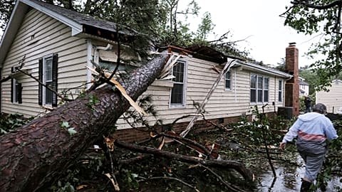 Virginia Beach declares state of emergency after tornado strikes area, 30 April, 2023. 