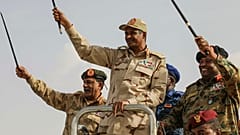 محمد حمدان دقلو، قائد قوات الدعم السريع عقب تجمع عشائري في ولاية نهر النيل، السودان يوم السبت 13 يوليو 2019