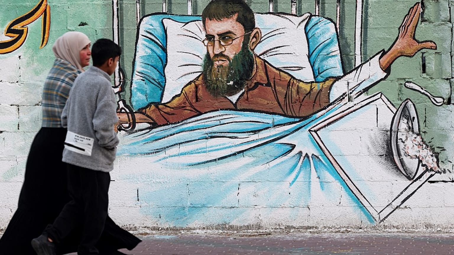 صورة في قطاع غزة للمعتقل خضر عدنان