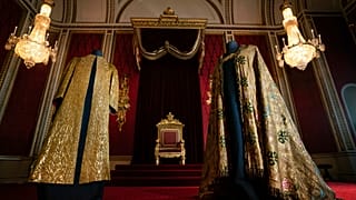 Am Samstag, 6. Mai, Krönung von Charles III. 