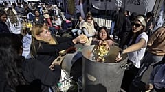Suppe und Sorgen: 1. Mai in Buenos Aires unter dem Zeichen der Wirtschafts- und Finanzkrise.