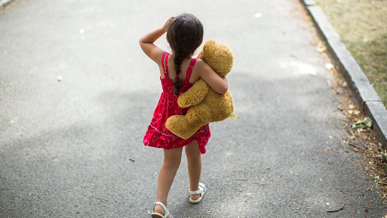 Kérésre, zsarolásra készítenek magukról képeket gyerekek a szexuális ragadozóknak