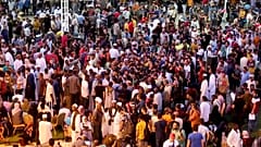 Hunderttausende Sudanes:innen sind auf der Flucht.