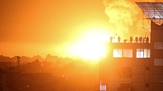 Luftangriffe der israelischen Armee auf den palästinensischen Gazastreifen