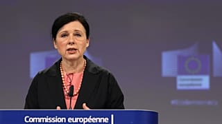 Věra Jourová egy decemberi sajtótájékoztatón