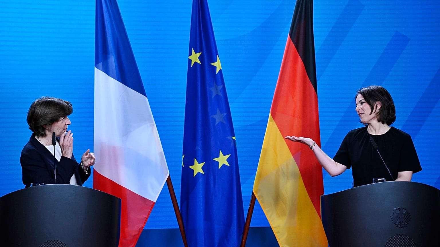 France and Germany have joined the nine-strong the "Group of Friends on Qualified Majority Voting." 