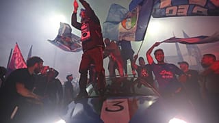 Des fans du Napoli dans les rues de Naples (Italie), le 4 mai 2023. 