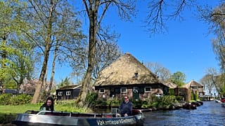 Hollanda'nın araba yolu olmayan köyü: Giethoorn