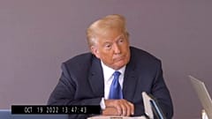 الرئيس الأمريكي السابق دونالد ترامب خلال جلسة المحاكمة في 19 أكتوبر 2022 ضد الصحفية جين كارول.