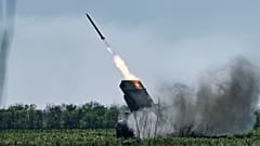Defesas antiaéreas ucranianas em ação perto de Bakhmut, região de Donetsk