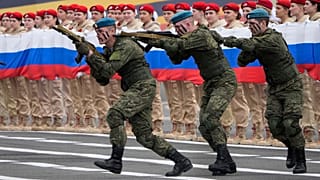 Генеральная репетиция военного парада ко Дню Победы в Санкт-Петербурге. 7 мая 2023 года