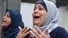 أكد الجيش الاسرائيلي في بيان صحافي تنفيذ مقاتلاته الحربية الغارات الجوية على القطاع 