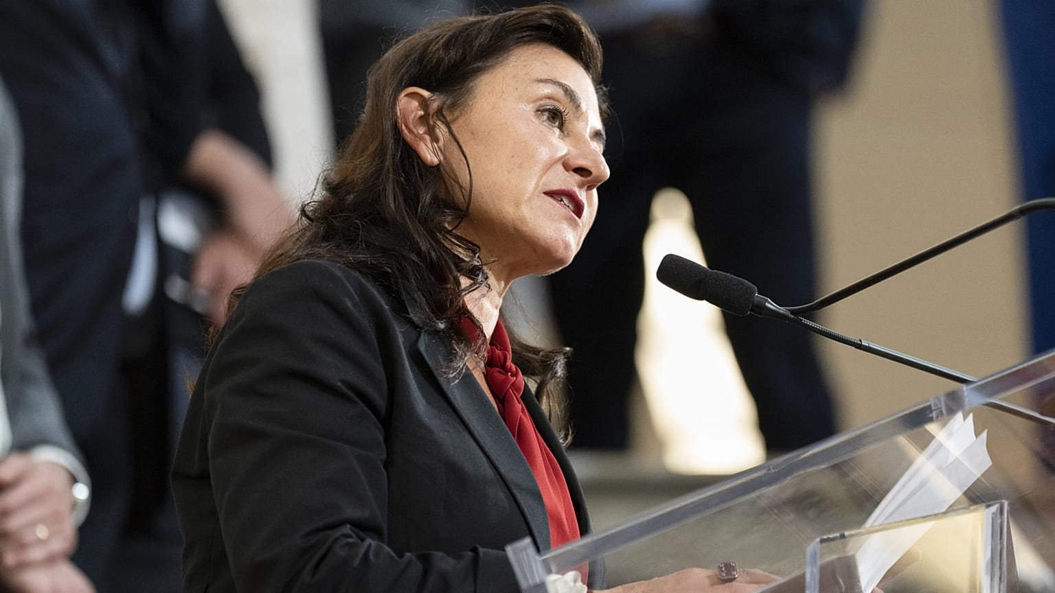 A The New York Times fotóriportere, Lynsey Addario, a lap bucsai riportjának társszerzője