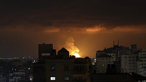 Ночные удары по сектору газа