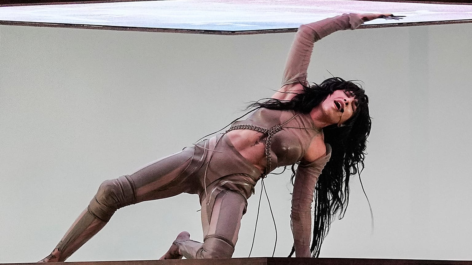 La sueca Loreen actúa durante un ensayo general de la primera semifinal del Festival de Eurovisión