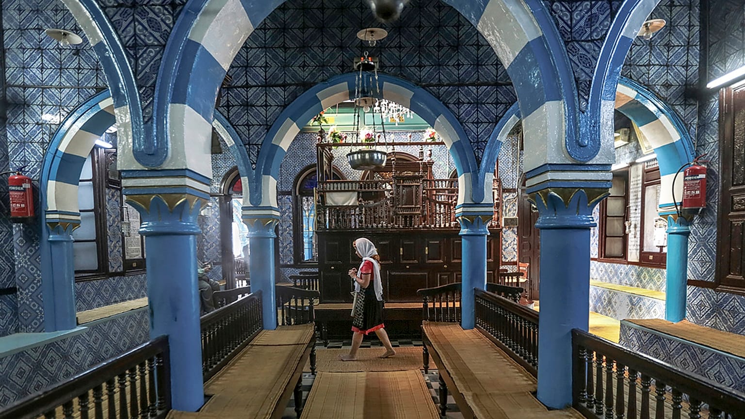 Tunus'ta sinagoga yönelik silahlı saldırı 