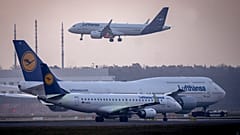 Lufthansa gépek Frankfurtban
