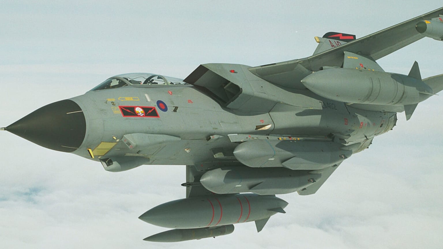 Vadászbombázóra szerelt Storm Shadow