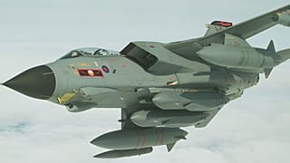 Vadászbombázóra szerelt Storm Shadow