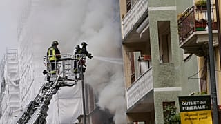 Les pompiers de Milan en intervention après l'explosion