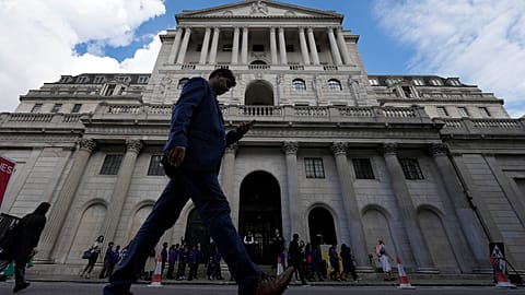  The Bank of England raised interest rates to their highest level since late 2008
