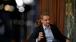 Ο Έλληνας πρωθυπουργός Κυριάκος Μητσοτάκης παραχωρεί συνέντευξη στο αμερικάνικο πρακτορείο AP