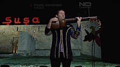 Darbietung auf dem Musikfestival in Schuscha 