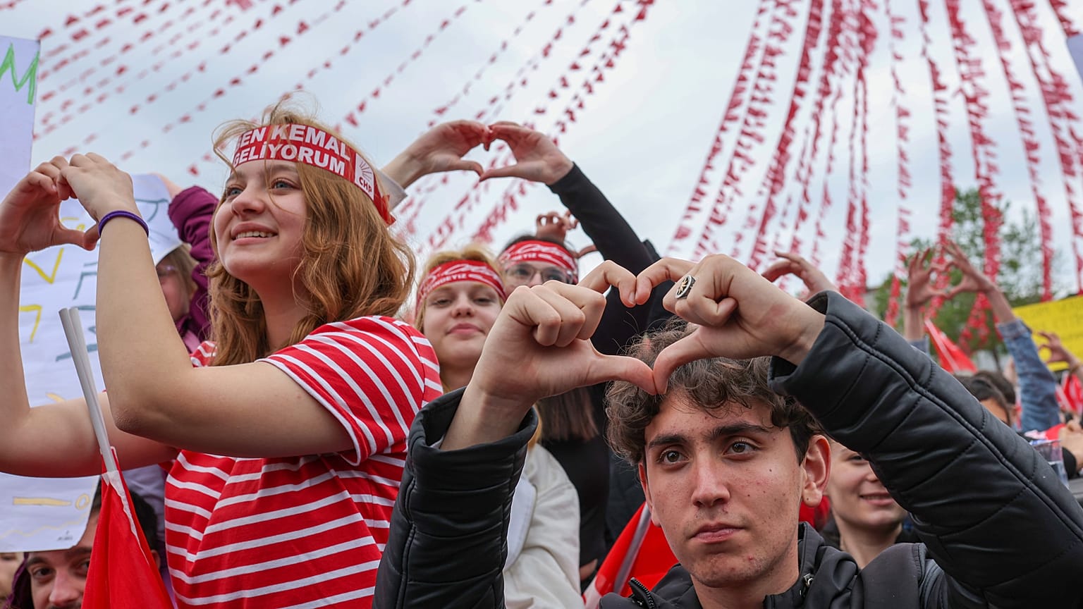 Le elezioni in Turchia si terranno domenica 14 maggio